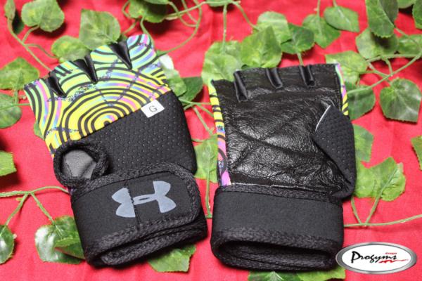 PAR DE GUANTES CON MUÑEQUERA G
